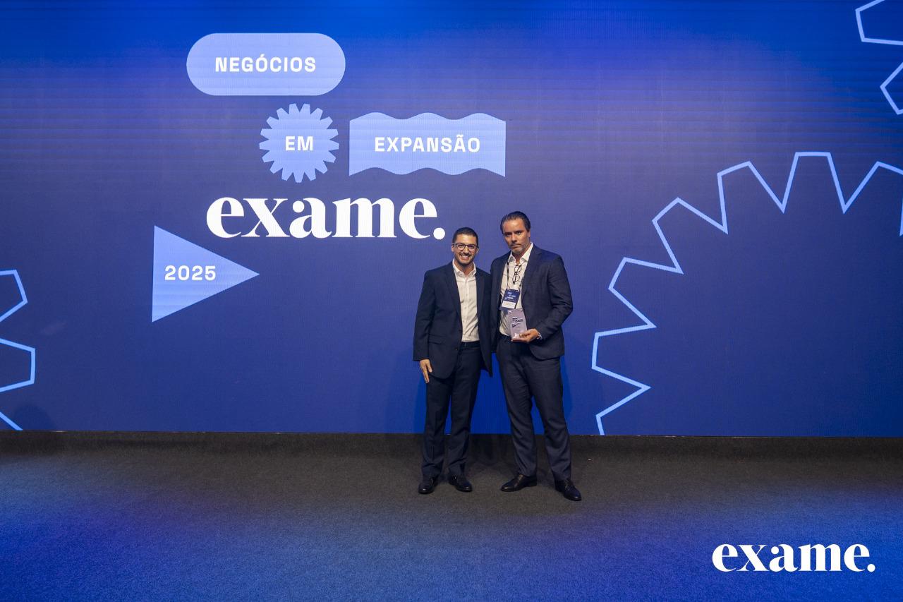 Foto 02 - Sessao Site - Na Mídia